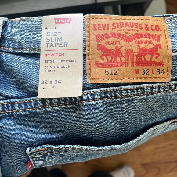 Levis Slim Taper Jeans - Picture 5 of 6